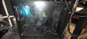 Mam tu jeden starší PC - 2