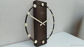 hodiny prim - 2