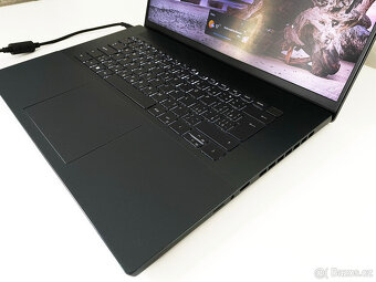 Dell Inspiron 16 Plus 7620 tmavě zelený - 2