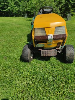 Zahradní traktůrek MTD Yardman 16HO Hydrostat dvouválec - 2