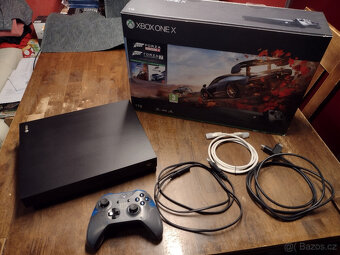 Xbox One x 1Tb - 2