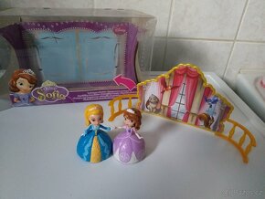 Sofie - tančící sestřičky a omalovánky - 2