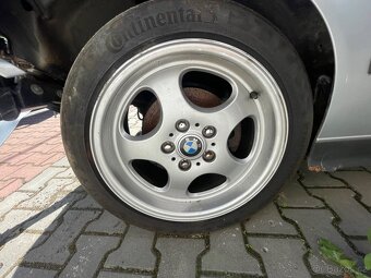 BMW e36 323i sedan veškeré díly - 2