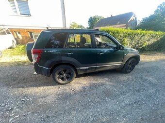 Suzuki grand vitara 2.0 103kw - 2
