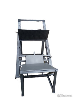 Leg press - poctivá konstrukce,včetně závaži - 2