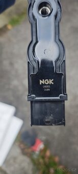 Zapalovaci civka NGK U6001 - 2