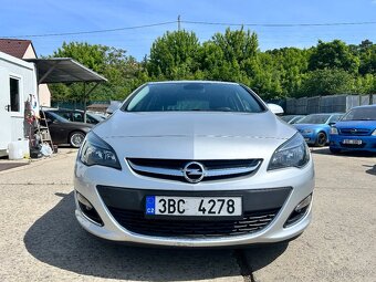Opel Astra J TURBO, najeto 122.612 km, 1. majitel - 2