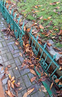 Vjezdova kovová brána - 2