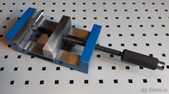 Svěrák pod vrtačku, prismatický - 2