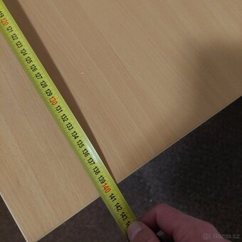 Kancelářský psací stůl - 2