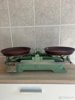 Váha se závažím - 2