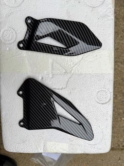 kryty stupaček Suzuki GSXR - 2