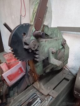 Pákové nůžky na profily - 2