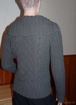 Zimní svetr zn. GAP, vel. M - 2