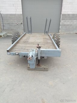 Podval na minibagr, UNC. Podvalník. - 2