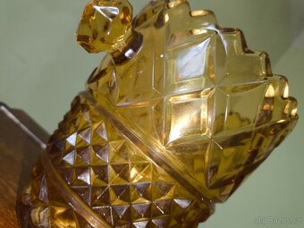 Váza jantarová / medová - 2