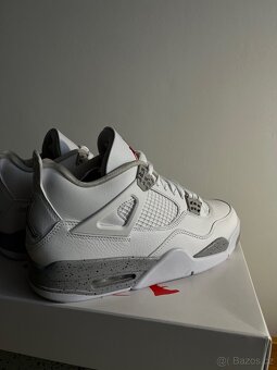 Nike Air Jordan 4 Oreo - 2