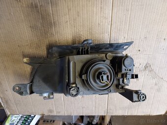 přední světlo Berlingo 1 - 2