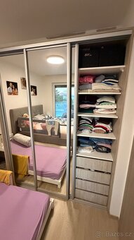 Vestavěná skříň - 2