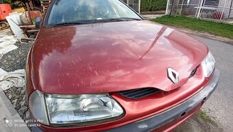 Díly ze dvou Renault laguna 1 combi LPG - 2