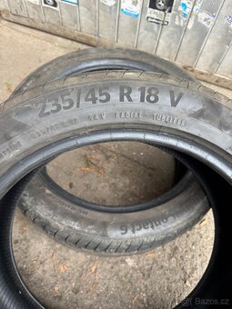 235/45r18 Continental - 2