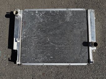 BMW e36-Chladič celohliníkový - 2