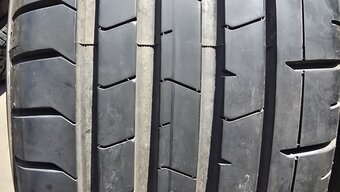 Letní pneu 235/50/20 Pirelli - 2