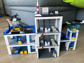 Lego city 60047 policejní stanice - 2