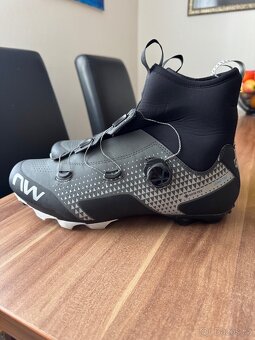 Zimní MTB tretry zn. Northwave Arctic Gore-tex vel.46 - 2