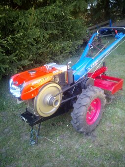 Jednoosý malotraktor - 2