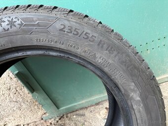 Zimní pneu Barum 235/55 R18 - 2