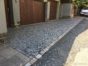 žulové kostky + obrubníky (14m2 + 16m) - 2