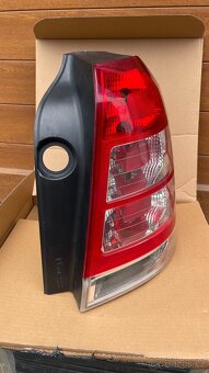 Opel Zafira B facelift PRAVÉ světlo ORIGINÁL - 2