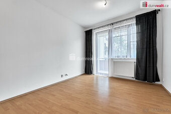 Prodej bytu 2+kk s balkonem Praha Vladycká - 2