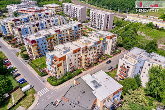 Prodej bytu 2+kk s balkonem Praha Vladycká - 2
