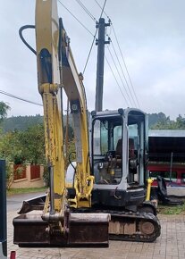 5t minibagr New Holland Kobelco E50 - 2