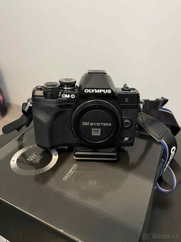 Olympus OM-D E-M10 Mark IV (tělo) - 2