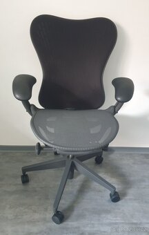 Kancelářské křeslo Herman Miller Mirra butterfly - 2