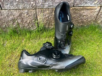 SHIMANO tretry SHXC702 černé - 2