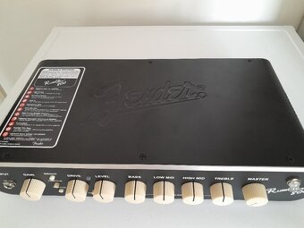 PRODÁM BASKYTAROVÝ ZESILOVAČ FENDER RUMBLE 800 - 2