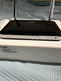 D-Link DWR-921 3G/4G WiFi router. Modem - 2
