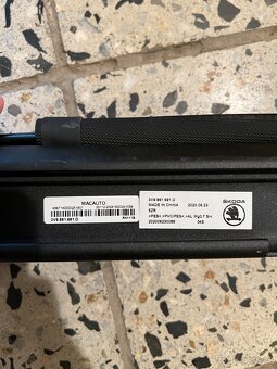 Dělící stěna zavazadlového prostoru Škoda Superb III combi - 2