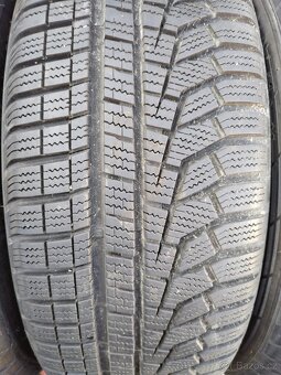 225/60/17 zimni pneu HANKOOK 225/60 R17 - 2