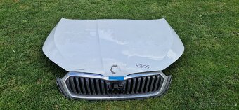 Škoda scala kapota maska nárazník - 2