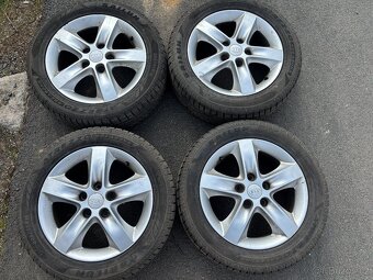 Alu orig letní sada Kia 5x114,3 6J ET51 205/55 R16 - 2