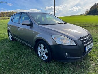 Kia Ceed 1.6 CRDi - 2