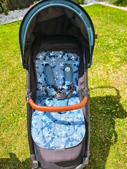 Kočárek petite&Mars street+ - 2