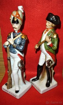 PORCELÁNOVÉ SOŠKY VOJÁKŮ ... - 2