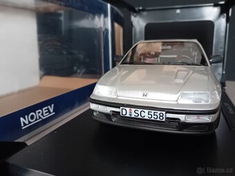 Honda CRX 1990 a Volvo 1800 S 1969 ltd.1/500 1:18 Norev - 2