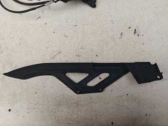 Honda FMX 650 -  Ovladače - kryt řetězu - vodítka - stojan - 2